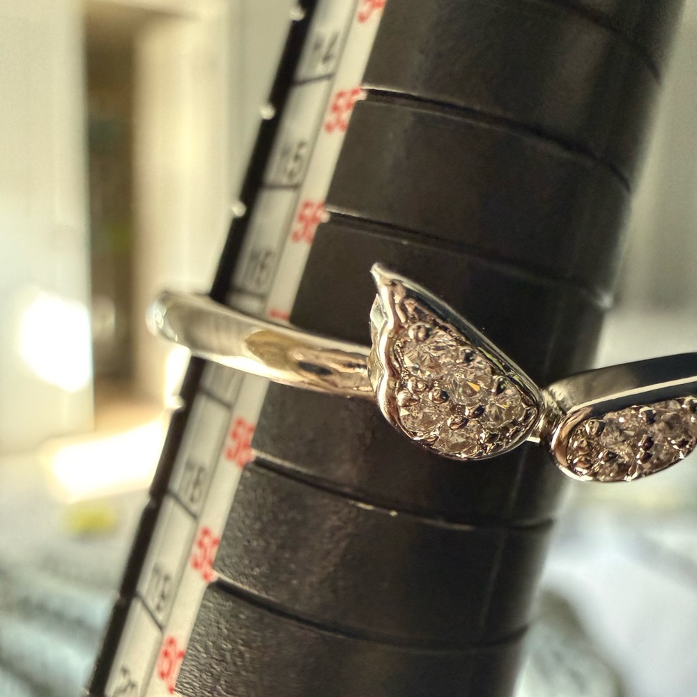 NEW! White Gold Plated Crystal Angel Wings Ring - Size 8 - Picture 12 of 12